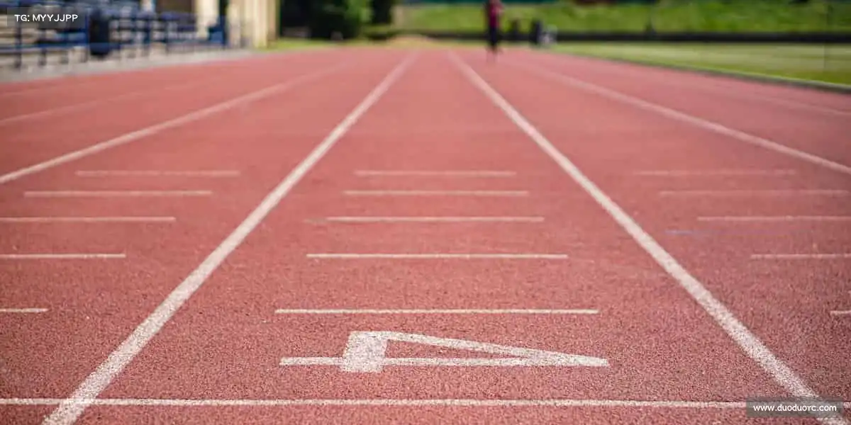 必一运动🧗‍♂️向上攀登，永不止步 —— 巅峰之上，还有更美的风景等你征服！